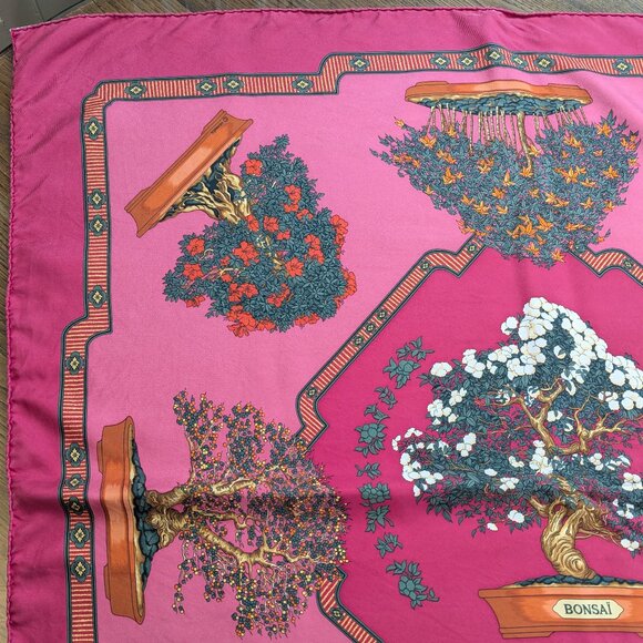 HERMES Vintage Bonsai Pink 90 cm Silk Square Scarf 1991 with Box RARE - Picture 10 of 16